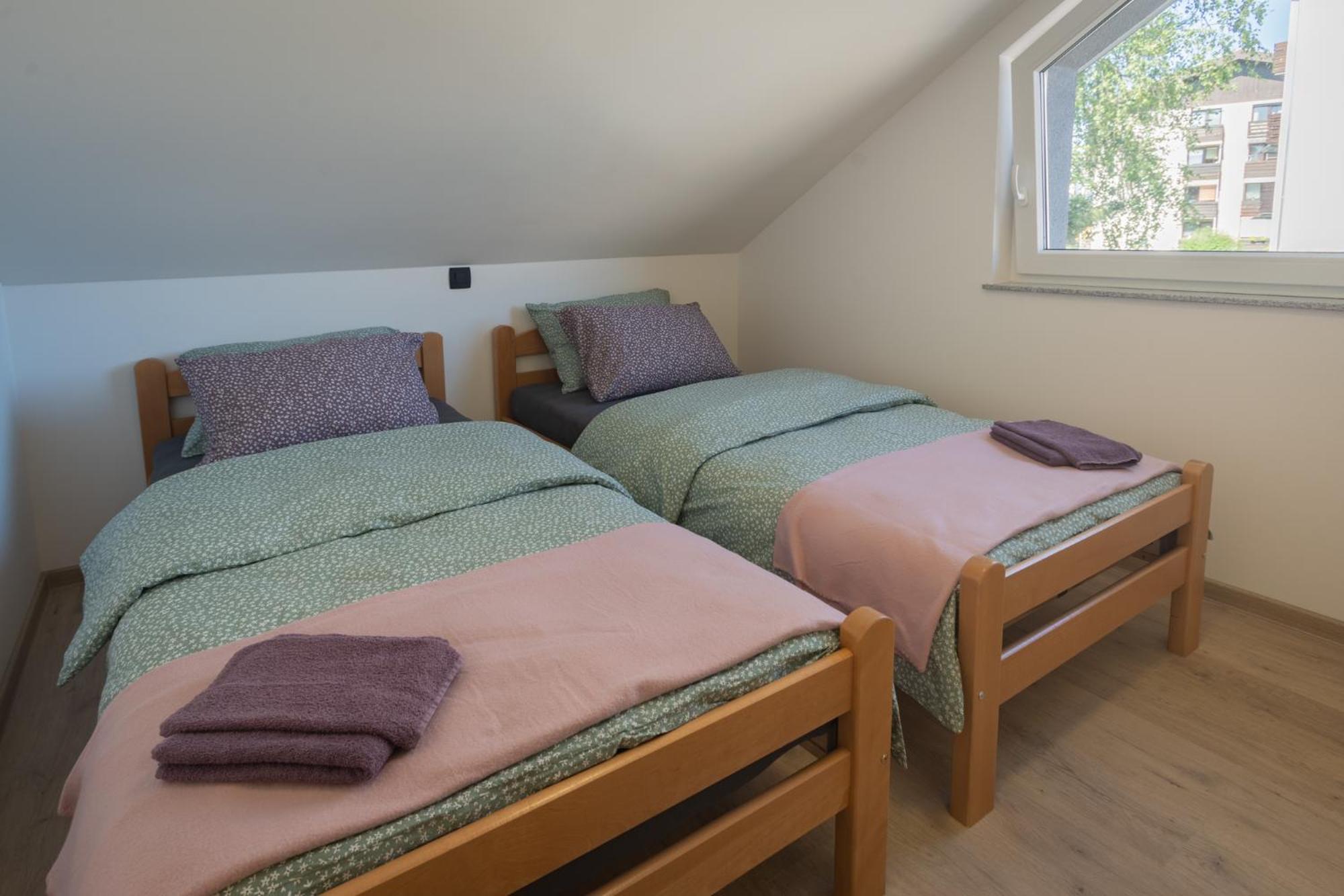 Cuckoo'S Alpine Nest Apartment Lesce  Room photo